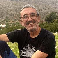 Dr. Adrián Escudero Alcántara