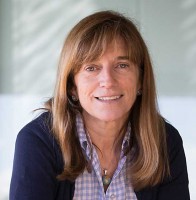 Dra. Anna Traveset Vilaginés